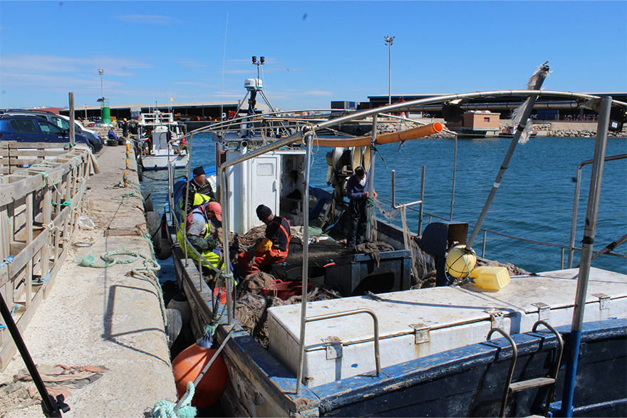 El Pleno del Ayuntamiento de Sagunto muestra su apoyo al sector pesquero