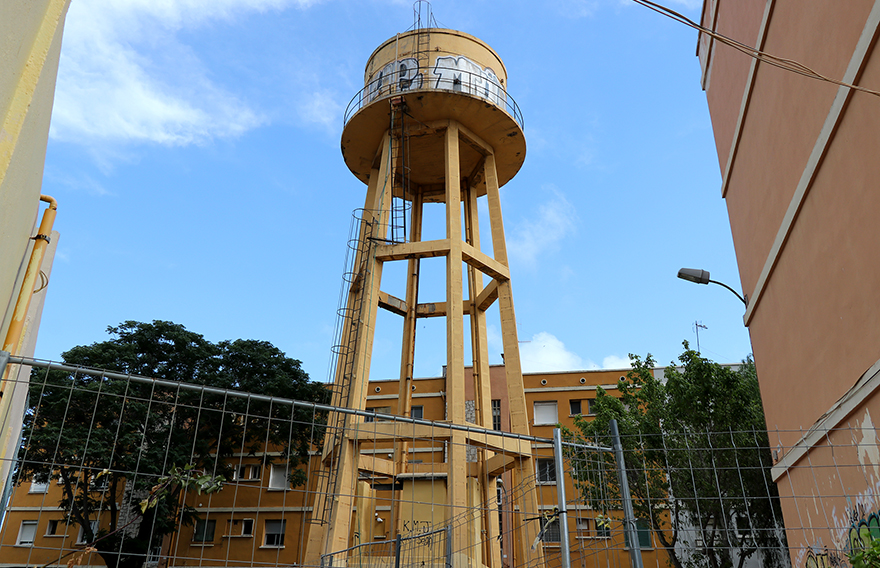 Roberto Rovira: «Como ya comunicamos a los vecinos la intención es asumir la propiedad del depósito de agua de Churruca y rehabilitarlo» 