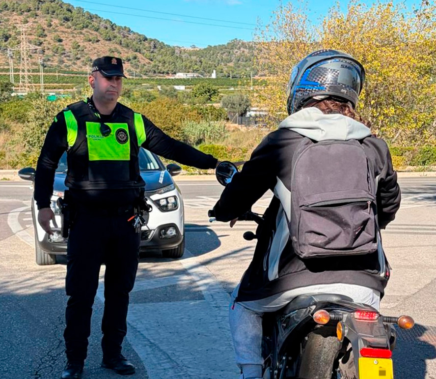 La Policía Local de Sagunto inicia una campaña de control específico de ciclomotores