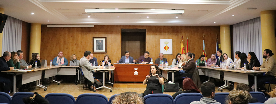 La Corporación Municipal de Sagunto aprueba solicitar un cambio en el texto del Real Decreto Legislativo en relación con la sede de celebración de las sesiones plenarias