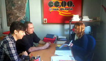 El concejal delegado de Promoción Económica, Jose Vicente Muñoz, se reúne con la secretaria general de CC.OO, Begoña Cortijo