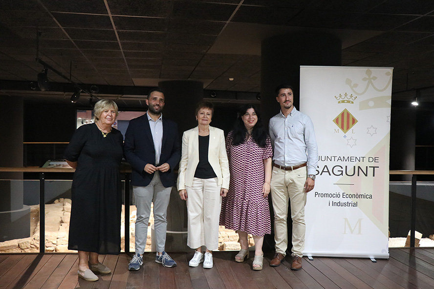 Hoy ha comenzado el programa universitario dirigido a mayores La Nau Gran