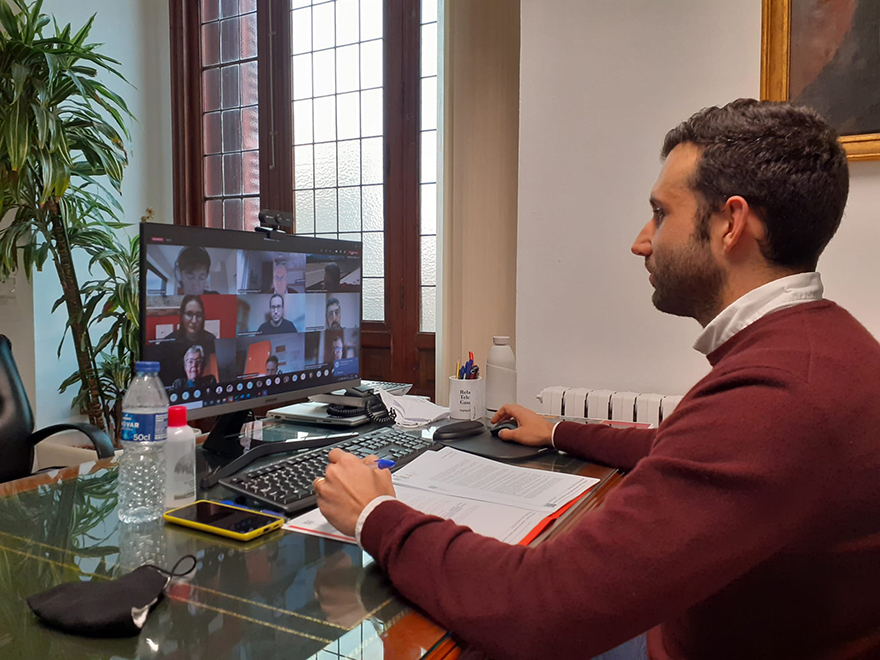 El Pleno Municipal aprueba las normas para conceder 1.730.205 euros a microempresas, autónomos y autónomas de los sectores más afectados por la pandemia