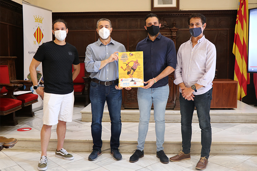 Los días 16, 17 y 18 de julio se celebra el II Torneo Arena Bees Rompeolas 2021 en la playa de Puerto de Sagunto 