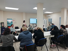 El proyecto T´Acompanyem inicia las acciones formativas