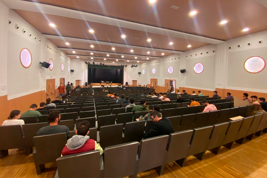 Empiezan las pruebas selectivas para cubrir las plazas del servicio de Salvamento y Socorrismo  de las playas de Sagunto