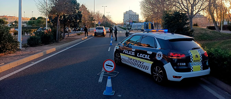 La Policía Local de Sagunto pone en marcha una campaña de control de alcohol y drogas en la conducción