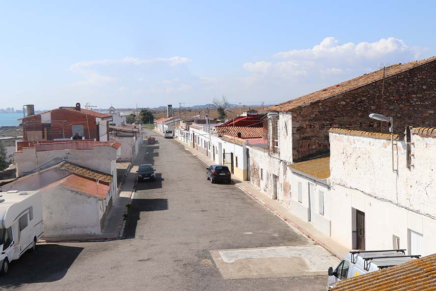 El Pleno acepta la concesión administrativa para la conexión del agua potable y la red de alcantarillado al Grau Vell