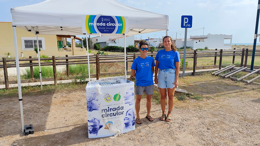 'Recicla por el clima' conciencia sobre la importancia de la conservación medioambiental de la costa de Sagunto