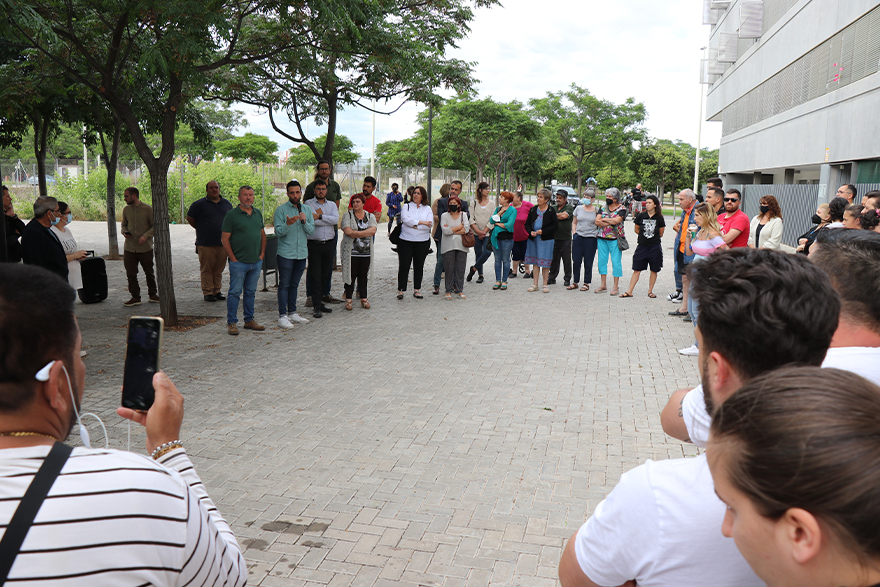 La Generalitat y el Ayuntamiento de Sagunto trabajan en dar una solución a los vecinos y las vecinas del edificio de la Pinaeta