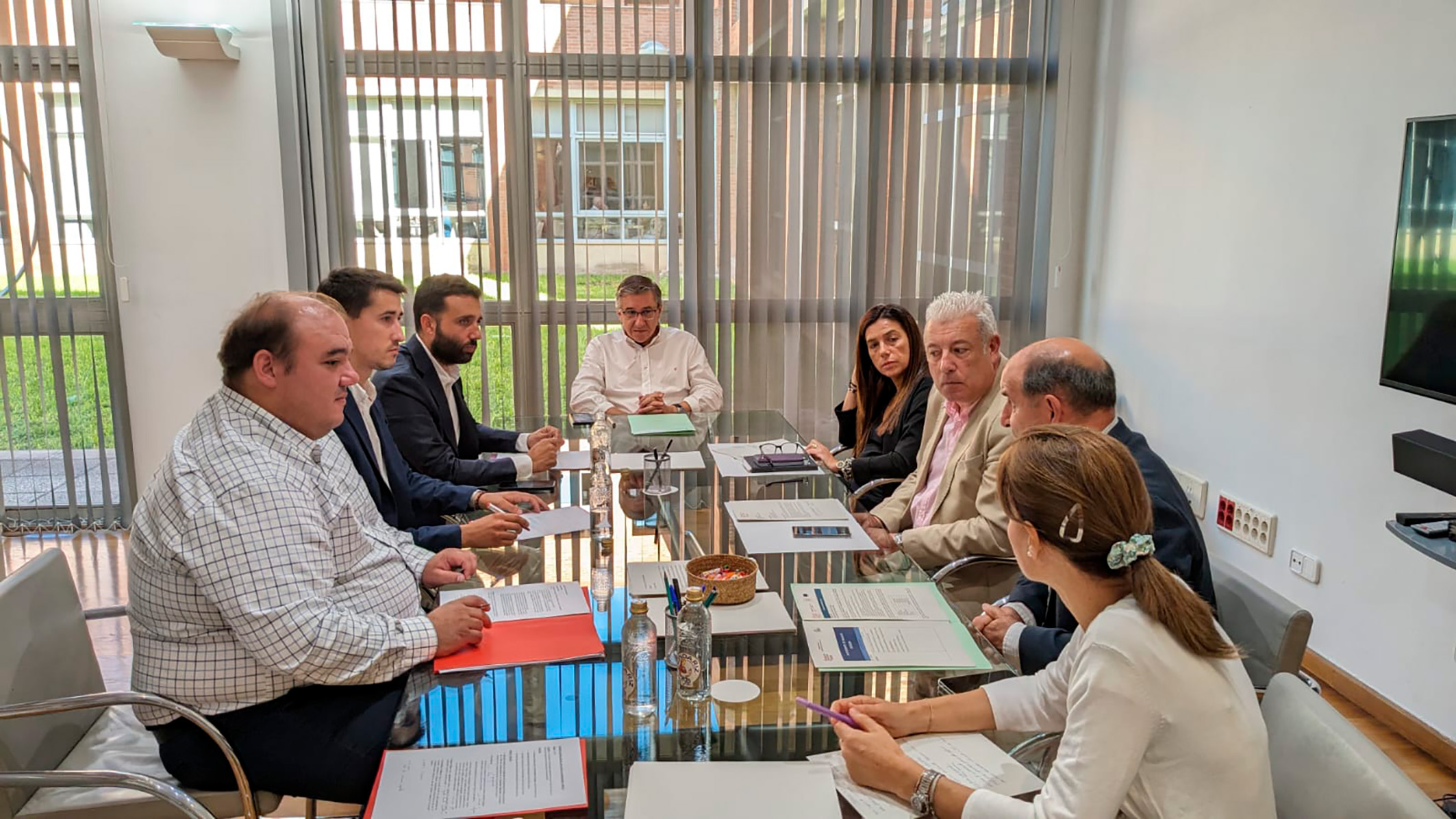 Sagunto traslada a la Conselleria de Educación la necesidad de poner en marcha nuevas infraestructuras educativas