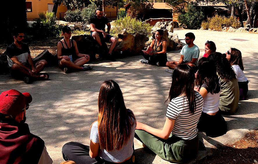 La Oficina Europa ofrece información a la juventud sobre proyectos Erasmus +