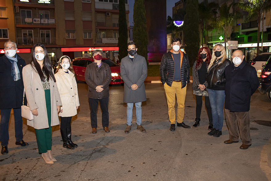 La delegación de Comercio inaugura el tradicional mercado navideño de Puerto de Sagunto