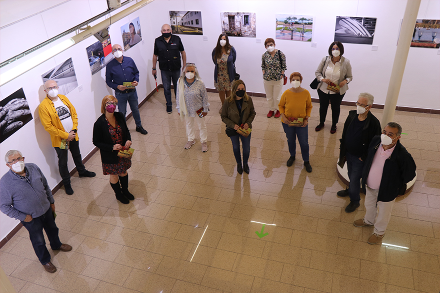 Comienza la exposición Imatges de pandemia del Grupo Fotográfico Arse donde se repasa el año de la COVID