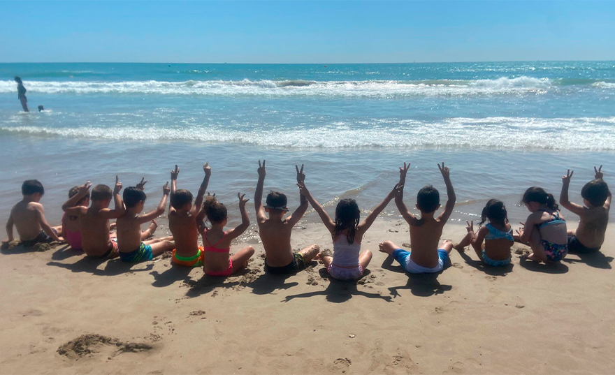 El Campamento Urbano Corresponsables 2022 empieza su nueva edición con 650 menores