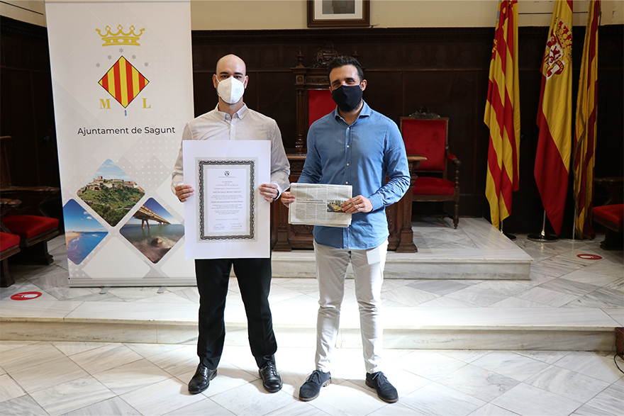 El Ayuntamiento de Sagunto recibe al Doctor Ibáñez-Cabellos por su Premio extraordinario de Doctorado