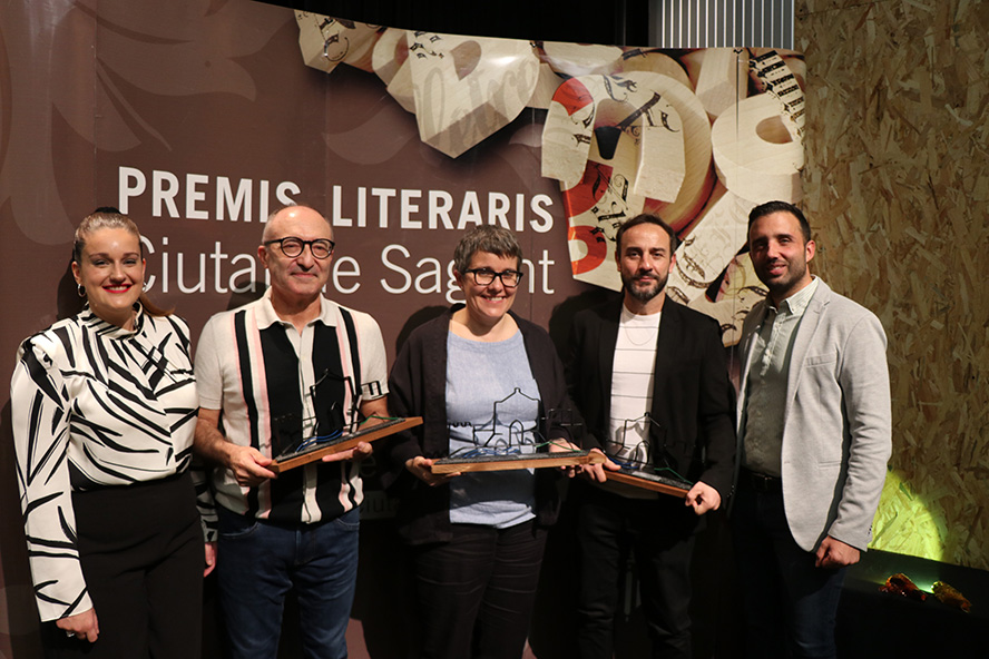 Joan Gregori Albiol, Manuel Maestro y Begonya Chorques ganan en las tres categorías de los XXVI Premis Literaris Ciutat de Sagunt