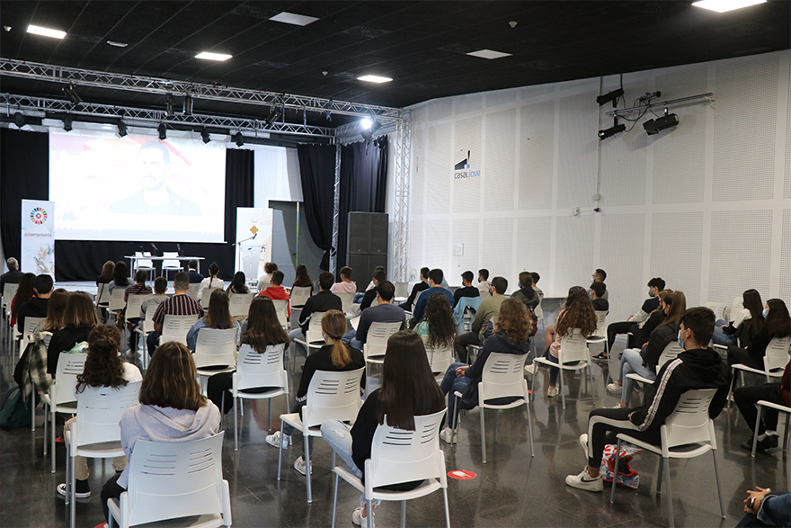 El Ayuntamiento participa y colabora en las jornadas de Emprendimiento en Cooperativa 