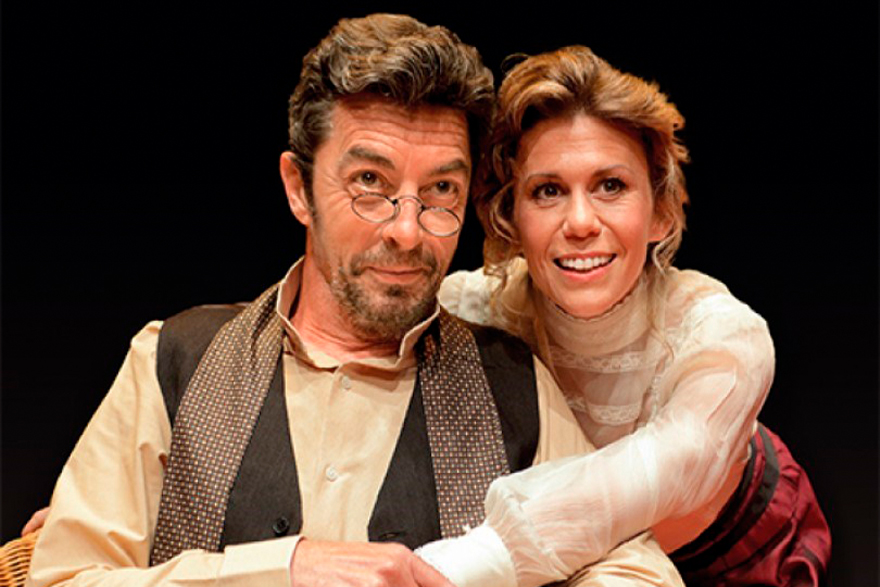 La compañía L’OM-Imprebís presenta 'La teua mà en la meua' en la Casa Municipal de Cultura