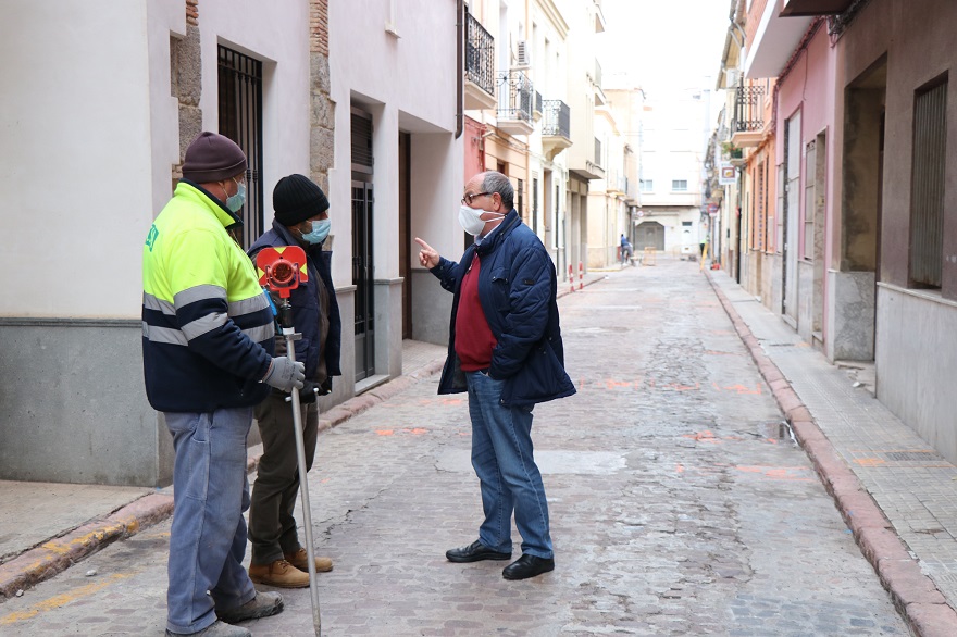 Aigües de Sagunt invierte 302.500 € en renovar las redes de saneamiento y de agua potable de la calle Maestro Palanca