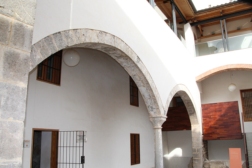 La Casa dels Berenguer acogerá este sábado la presentación de la 'Antología escénica de la tragedia griega'