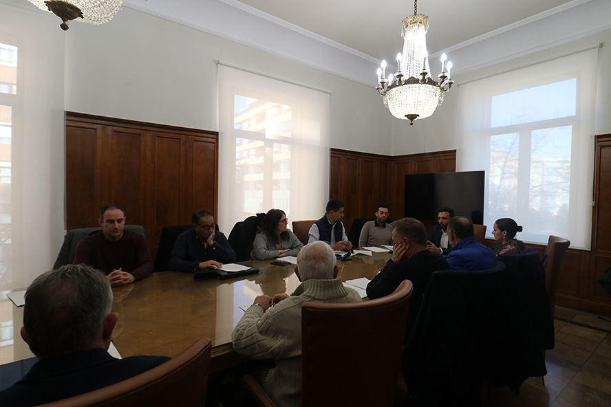 El Ayuntamiento presenta al Consejo Económico y Social (CES) una primera propuesta para poner en marcha los presupuestos participativos de la ciudad