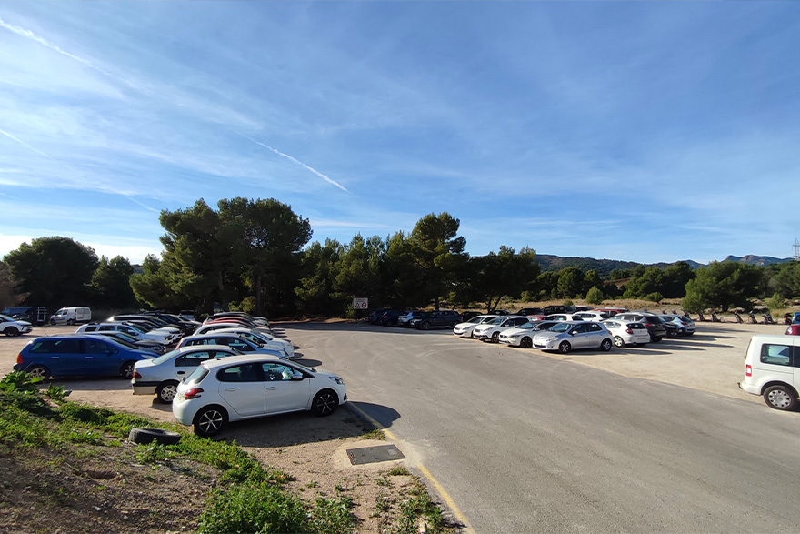  El Ayuntamiento de Sagunto acondiciona un nuevo espacio en el aparcamiento del IES Clot del Moro