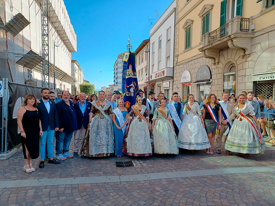 Una delegación de Sagunto participó en las fiestas de la Targa de Cecina, su ciudad italiana hermanada