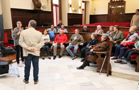 El alcalde de Sagunto se reúne con el vecindario del Grau Vell