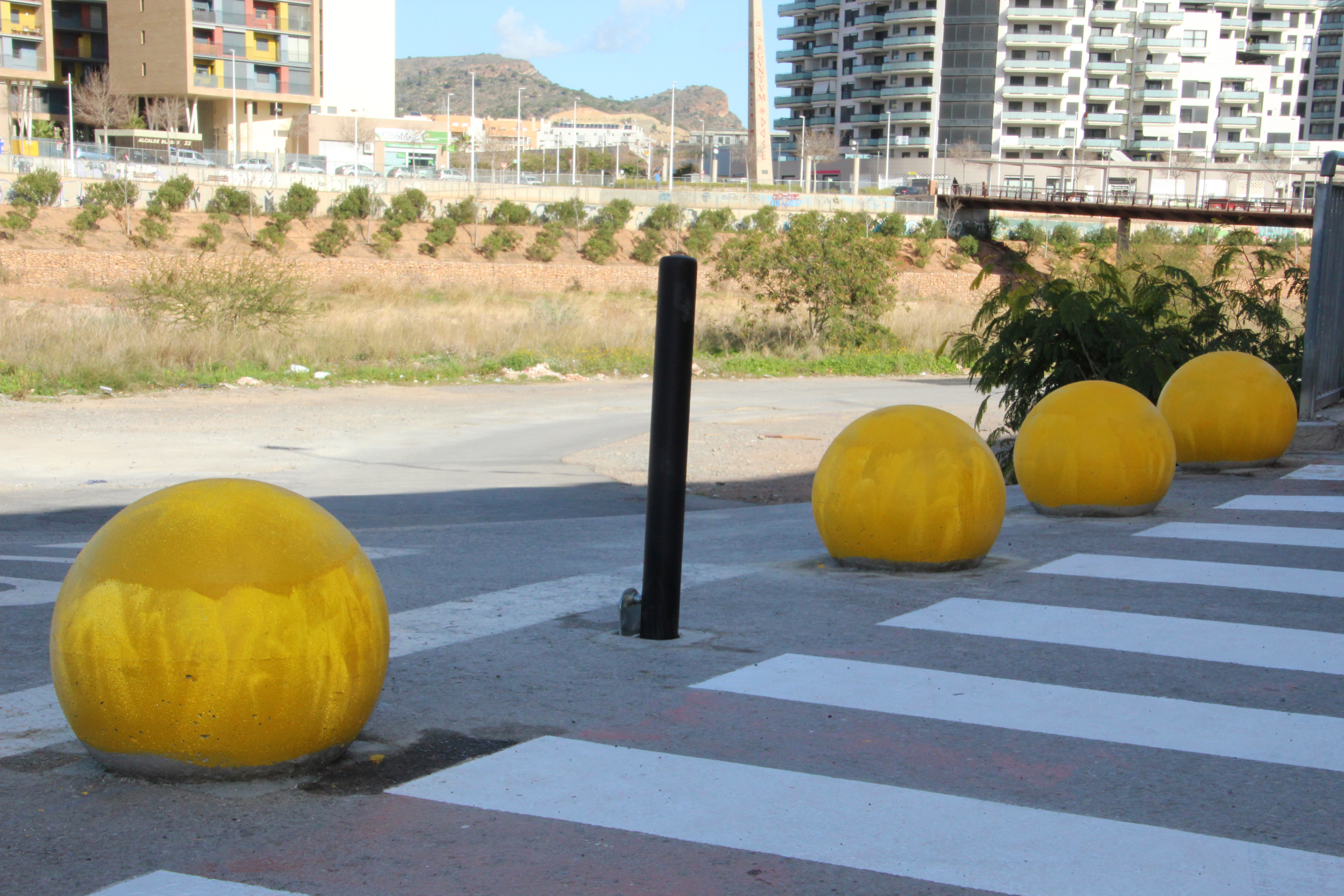Quico Fernández: “el Ayuntamiento de Sagunto no tiene ninguna responsabilidad de la prohibición de aparcar en el río y yo como alcalde menos todavía”