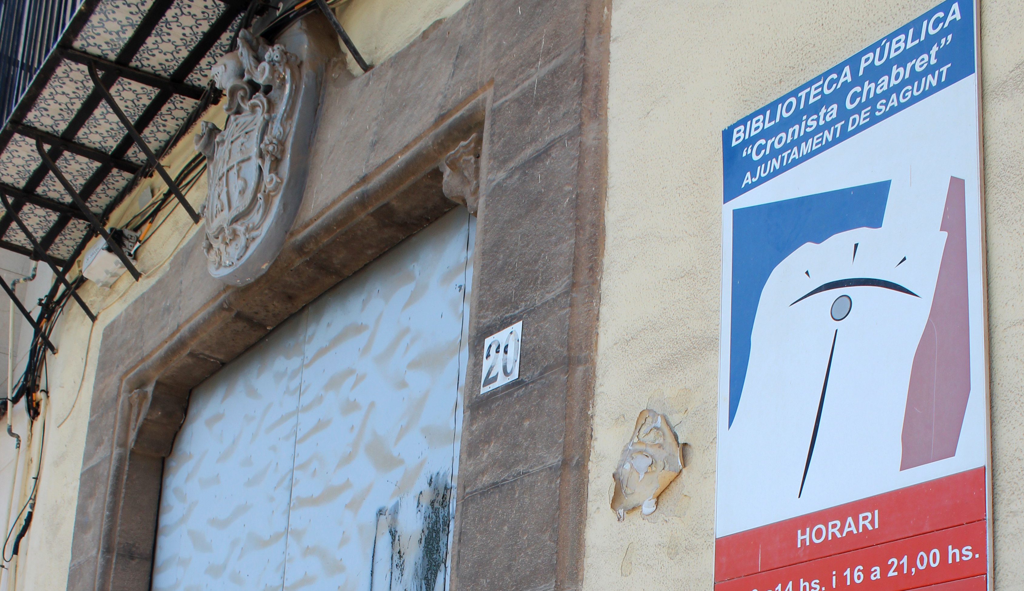 Les biblioteques de Sagunt canvien de suport informàtic per obrir-se als continguts digitals