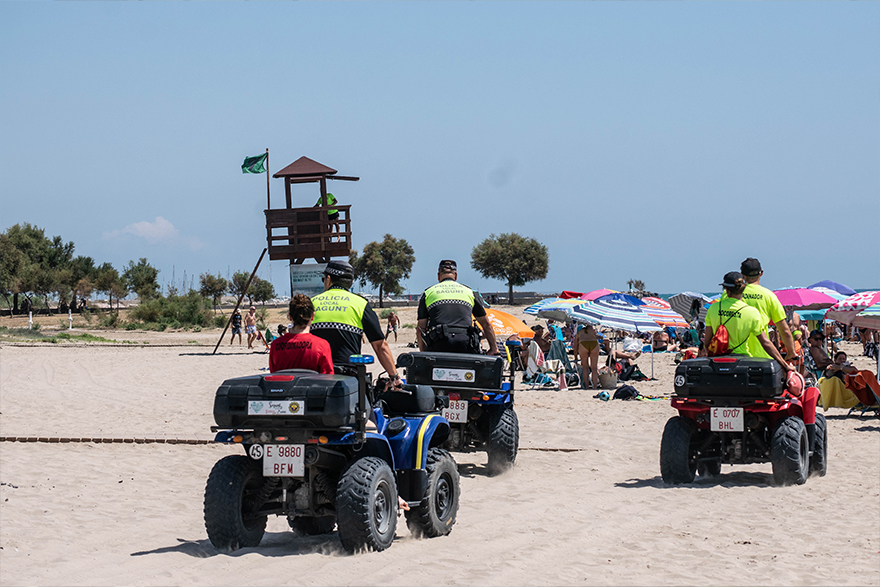La Policía de Playas incrementa el número de servicios realizados este verano en más de un 20% con un total de 3.904 efectuados