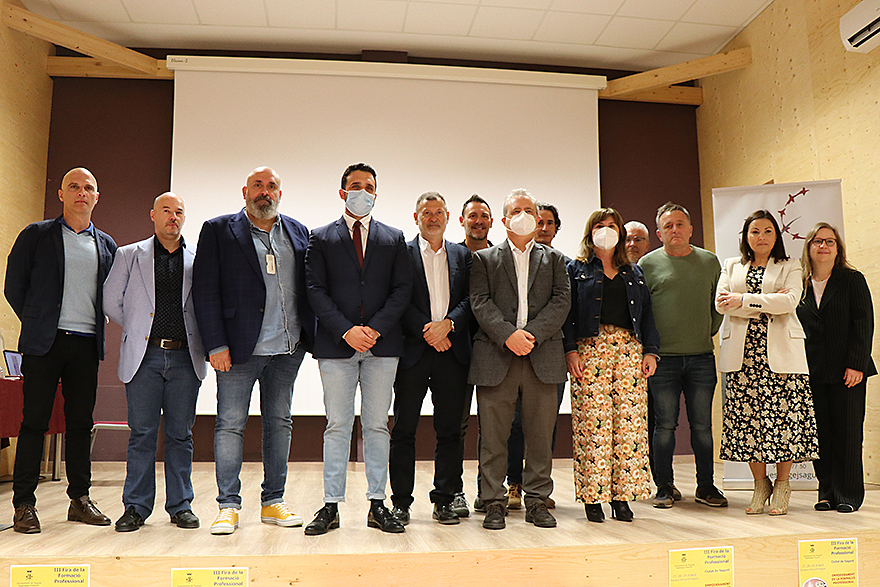 Sagunto inaugura la III edición de la Feria de Formación Profesional