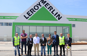 El alcalde de Sagunto visita las instalaciones de la nueva tienda de Leroy Merlin