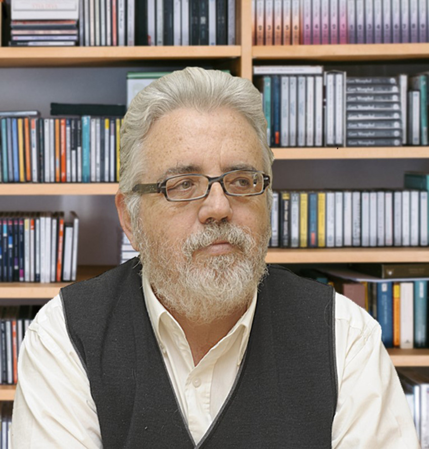 El pleno municipal concede la Medalla de Plata de la ciudad de Sagunto al periodista Ignacio Belzunces