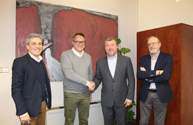 El Ayuntamiento de Sagunto firma un convenio con Leroy Merlin para la selección de personal