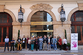  Sagunto guarda un minuto de silencio por el presunto asesinato machista ocurrido en Madrid