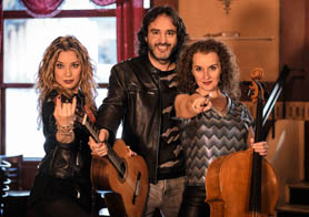 Los Jardines de la Gerencia contarán con la actuación de la banda de rock “Rock Road Trio”