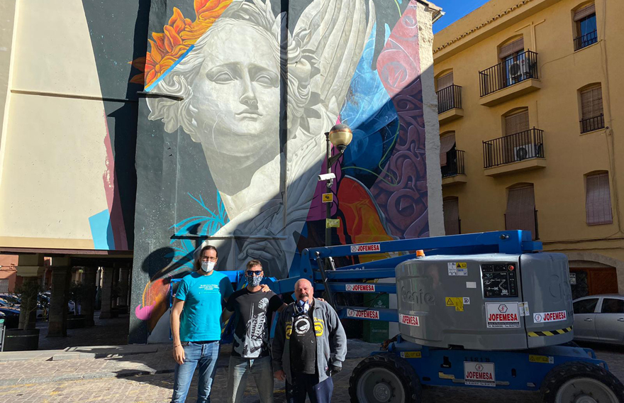El Més Que Murs llega al ecuador de la edición de 2020 con el mural que el artista Kraser ha pintado en Sagunto