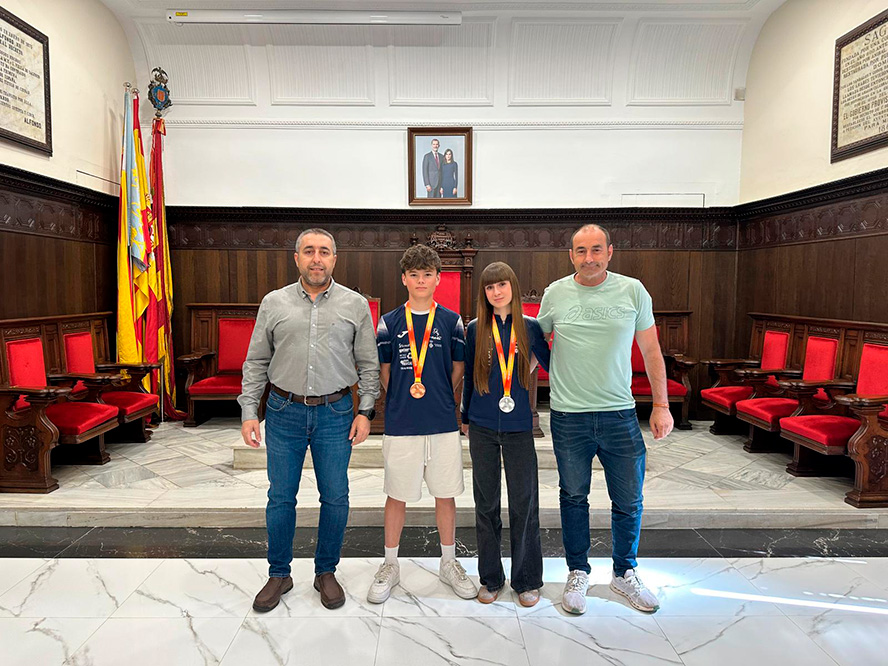 Naia Portolés y Joaquim Bodineau, referentes nacionales sub16 del atletismo local