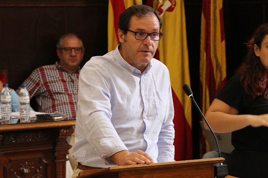 El Ayuntamiento de Sagunto insta a la Generalitat a no equiparar los animales de compañía con otros animales