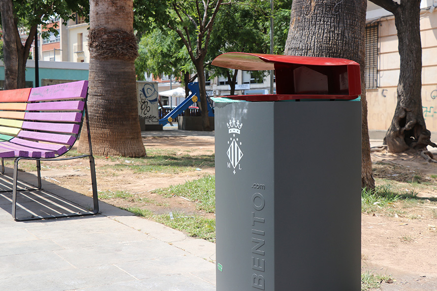 Sagunto moderniza su red de papeleras con 1.800 nuevas unidades inteligentes