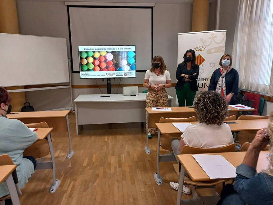 Sagunto acogió este martes el itinerario en Competencias Digitales del programa +45