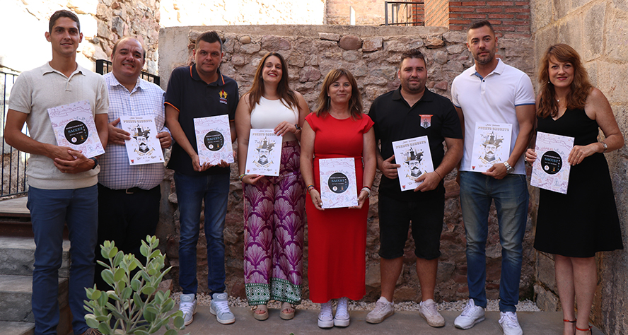 El Ayuntamiento de Sagunto presenta el libro de las fiestas patronales del municipio