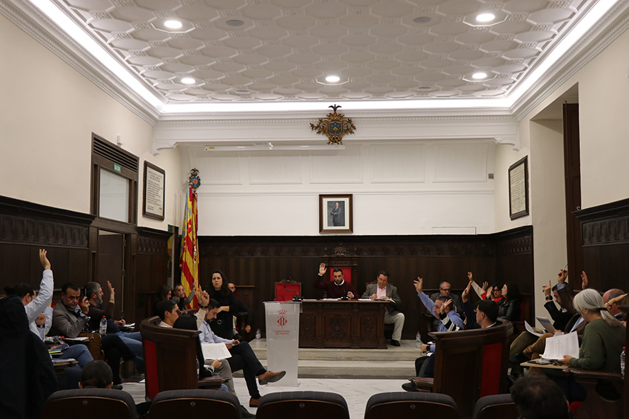 El Pleno del Ayuntamiento de Sagunto aprueba estudiar la optimización de los recursos educativos de la ciudad