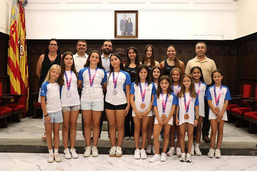 El club Gimnasia Sagunto recibe un homenaje municipal por los logros deportivos alcanzados en esta temporada