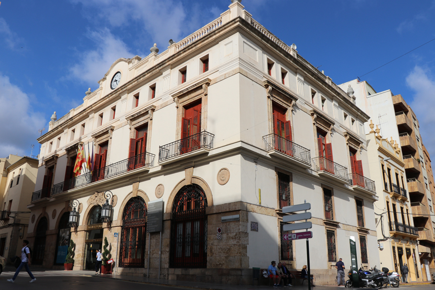 El Ayuntamiento de Sagunto instará al Gobierno y a la Generalitat a que agilicen e inicien los trámites para legalizar y homologar las mascarillas transparentes