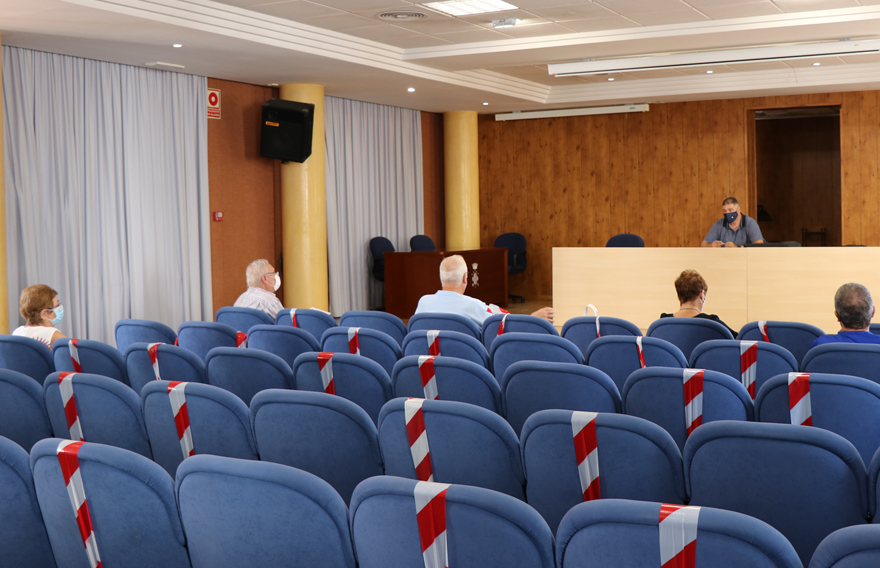 La Concejalía de las Personas Mayores entregará una placa conmemorativa a las asociaciones de mayores de Sagunto con motivo del Día del Mayor