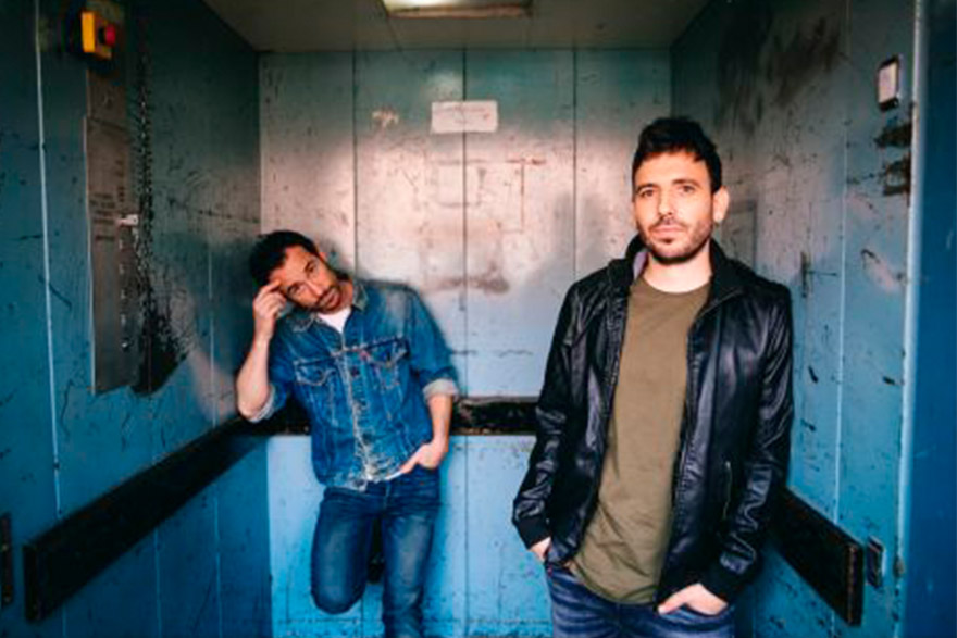 El cantante de La Raíz, Pablo Sánchez, presenta su proyecto personal 'Donde nace el infarto' 