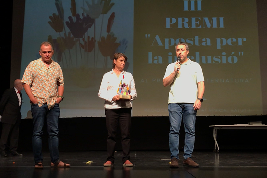 El departamento de Deportes, galardonado por el CEE Sant Cristòfol en reconocimiento a su apuesta por la inclusión en el deporte